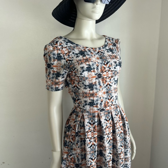 lularoe S Elegant Multicolor Patterned pleated Dress - Picture 2 of 9
